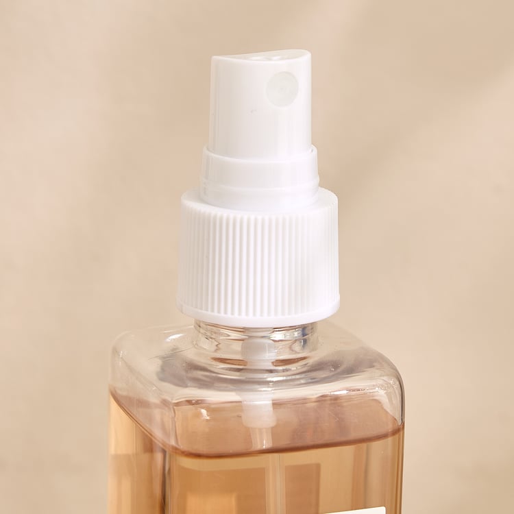 Essentials Lumera Vanilla Room Spray - 100ml