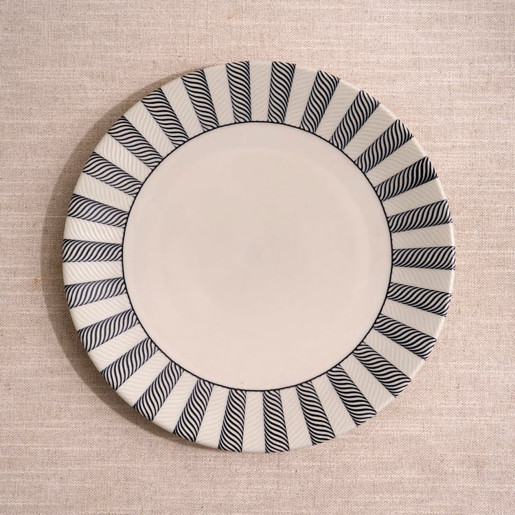 Boxed Love Breakfast 4-Piece Porcelain Striped Crockery Set