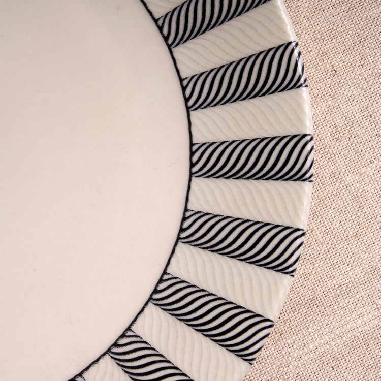 Boxed Love Breakfast 4-Piece Porcelain Striped Crockery Set