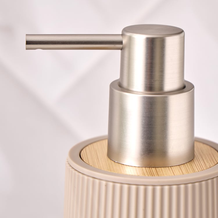 Intelio Auric Ribbed Soap Dispenser