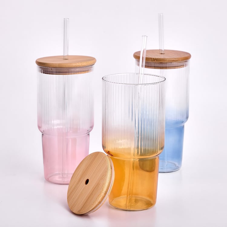 Infinity Festive Quench Borosilicate Glass Tumbler with Lid and Straw - 750ml