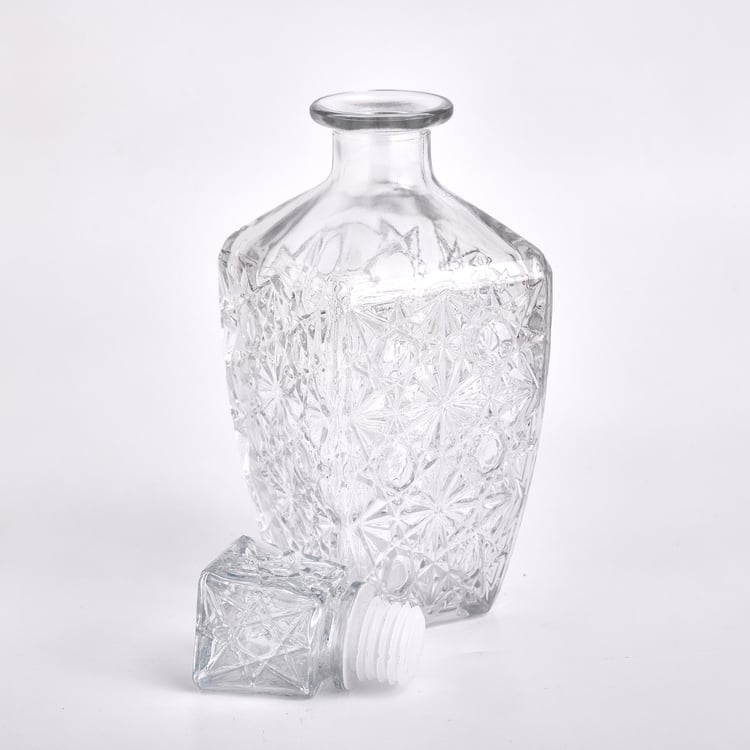 Wexford Zulay Glass Wine Decanter with Lid - 800ml