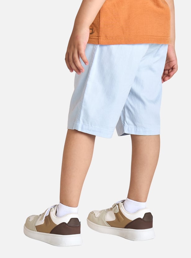 Juniors Solid Shorts with Pockets and Button Closure