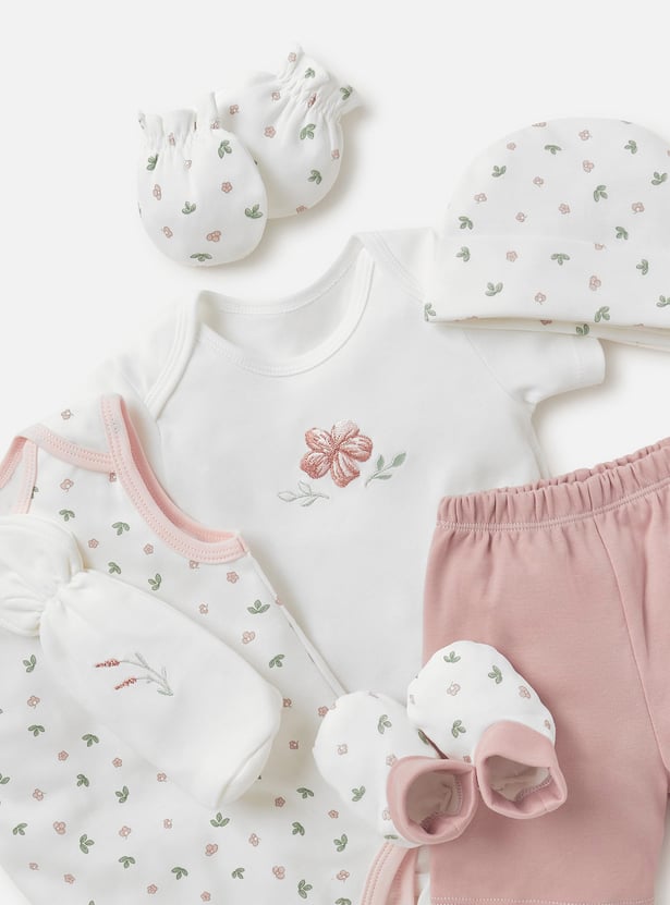 Juniors 21-Piece Assorted Clothing Set