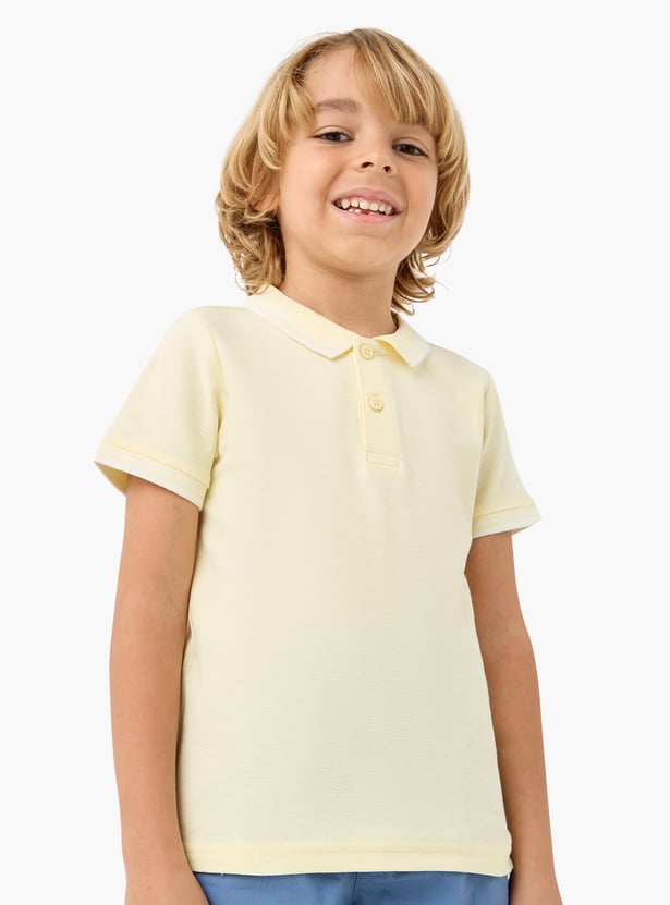 Juniors Solid Polo T-shirt with Short Sleeves