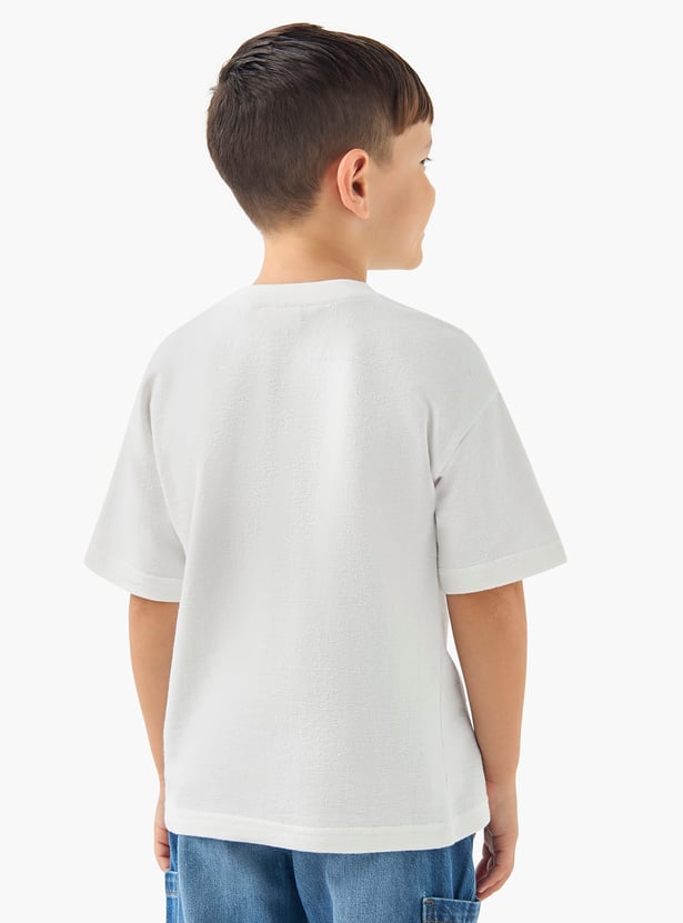 Juniors Embroidered Crew Neck T-shirt with Short Sleeves