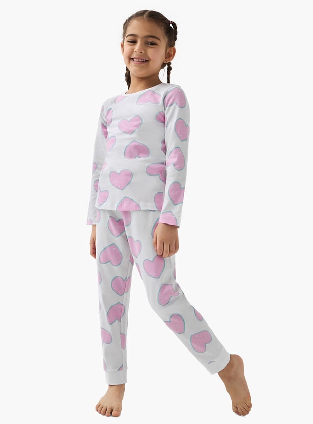 Juniors All-Over Heart Print T-shirt and Pyjama Set