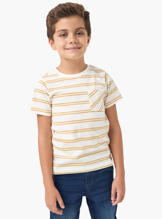 Juniors Assorted Crew Neck T-shirt with Short Sleeves - Set of 2
