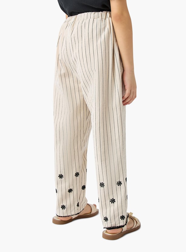 Juniors Embroidered Pants with Elasticated Waistband