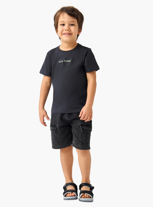 Juniors Typographic Print Crew Neck T-shirt with Short Sleeves