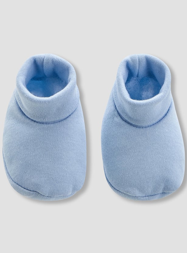 Juniors 12-Piece Assorted Clothing Gift Set