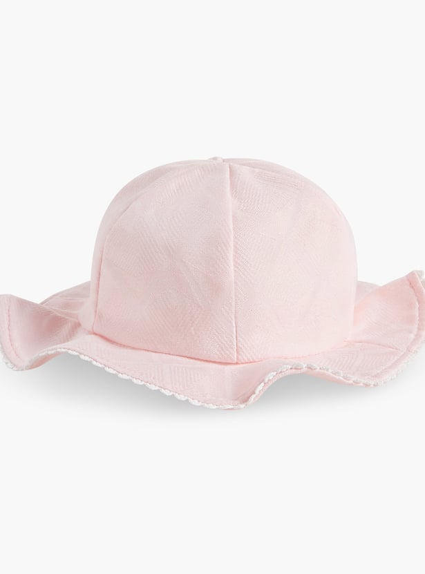 Juniors Heart Applique Bucket Hat