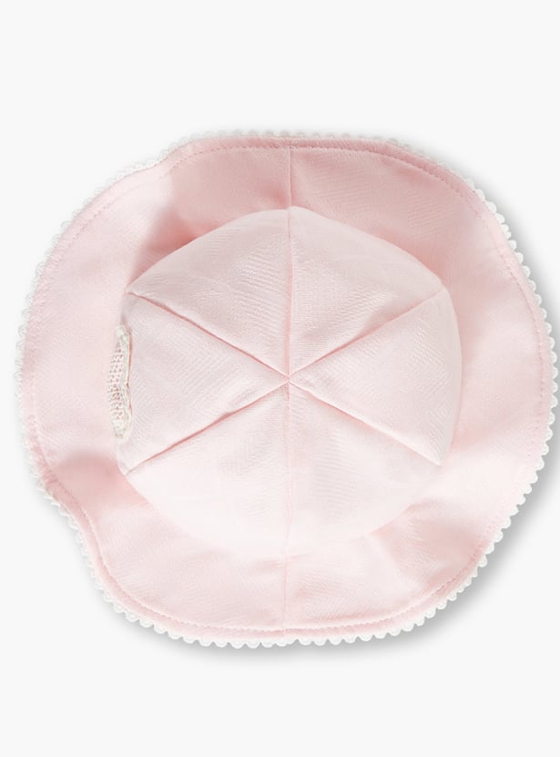 Juniors Heart Applique Bucket Hat