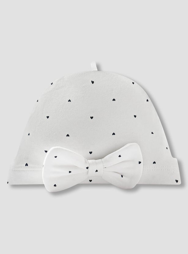 Juniors Heart Print Beanie with Bow Applique