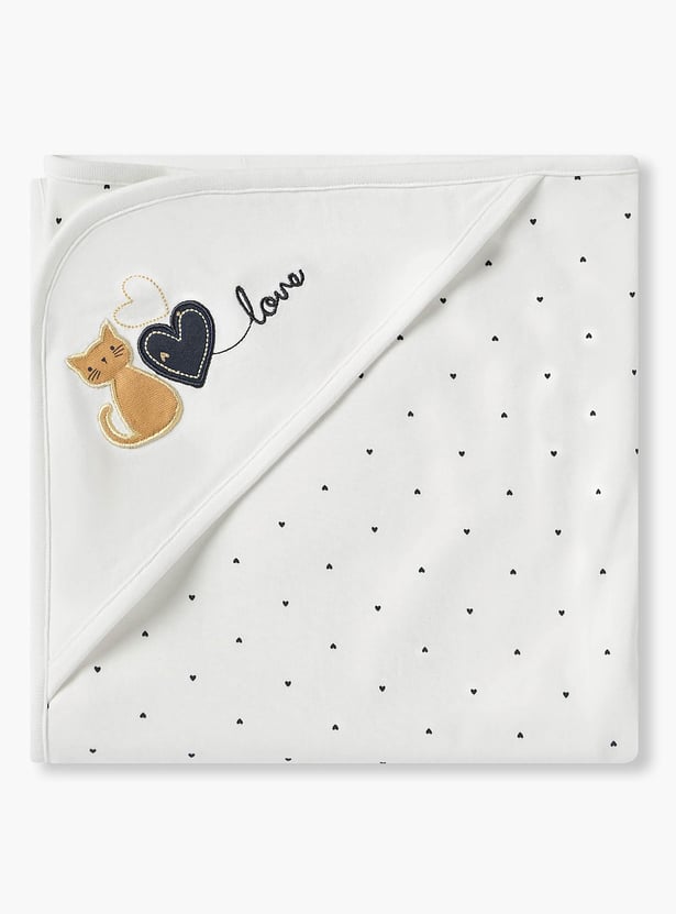 Juniors Heart Print Hooded Receiving Blanket