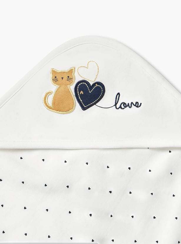 Juniors Heart Print Hooded Receiving Blanket