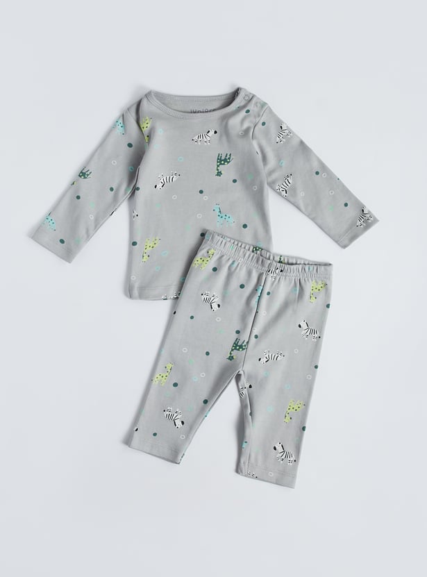Juniors Printed T-shirt with Pyjamas Set