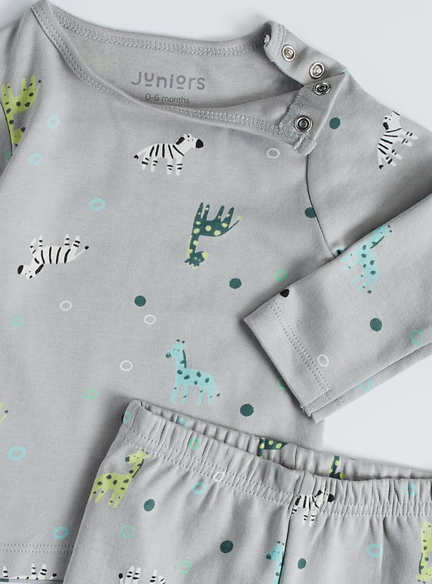 Juniors Printed T-shirt with Pyjamas Set