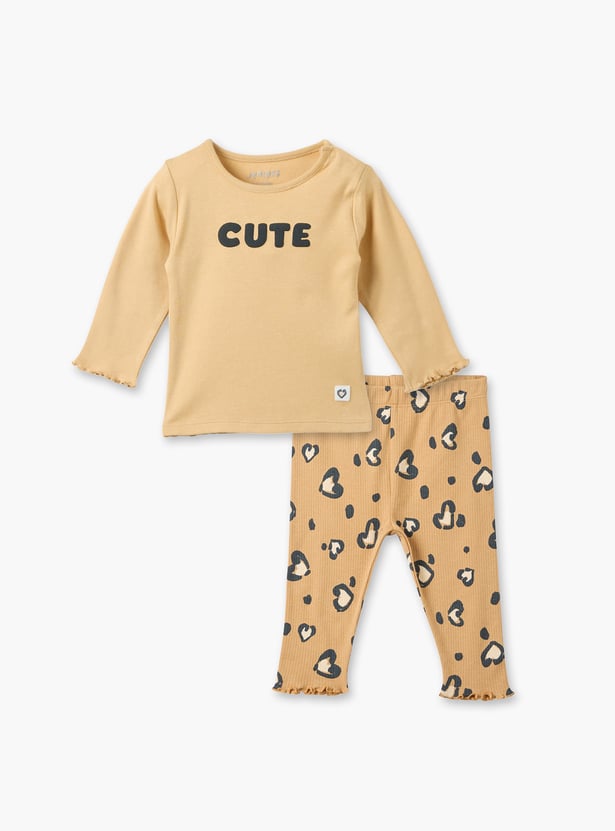 Juniors Printed T-shirt and Pyjama Set