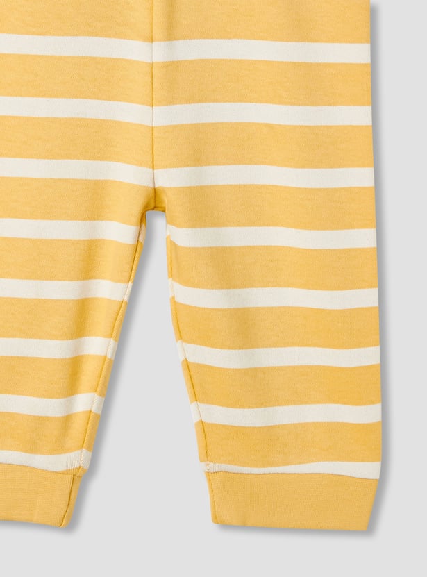 Winnie the Pooh Print T-shirt with Pyjamas - Set of 2