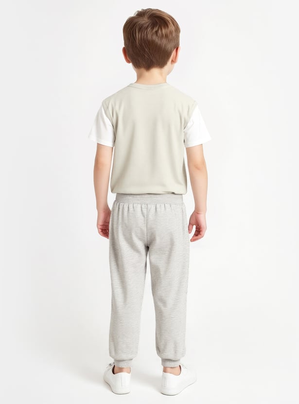 Juniors Solid Joggers with Front Pleat and Pockets