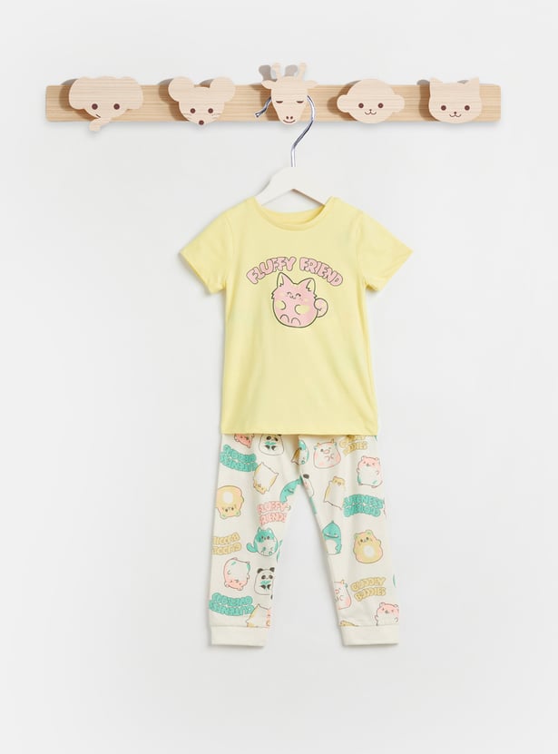 Juniors Printed T-shirt and Pyjama Set