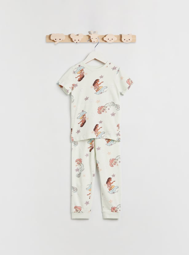 Moana and Princess Arial Print T-shirt and Pyjama Set