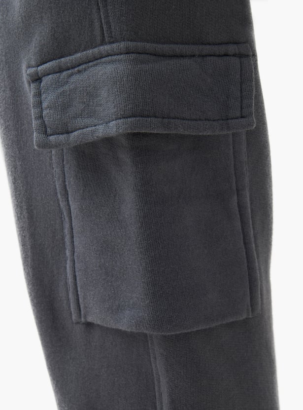 Juniors Solid Joggers with Pockets and Drawstring Closure