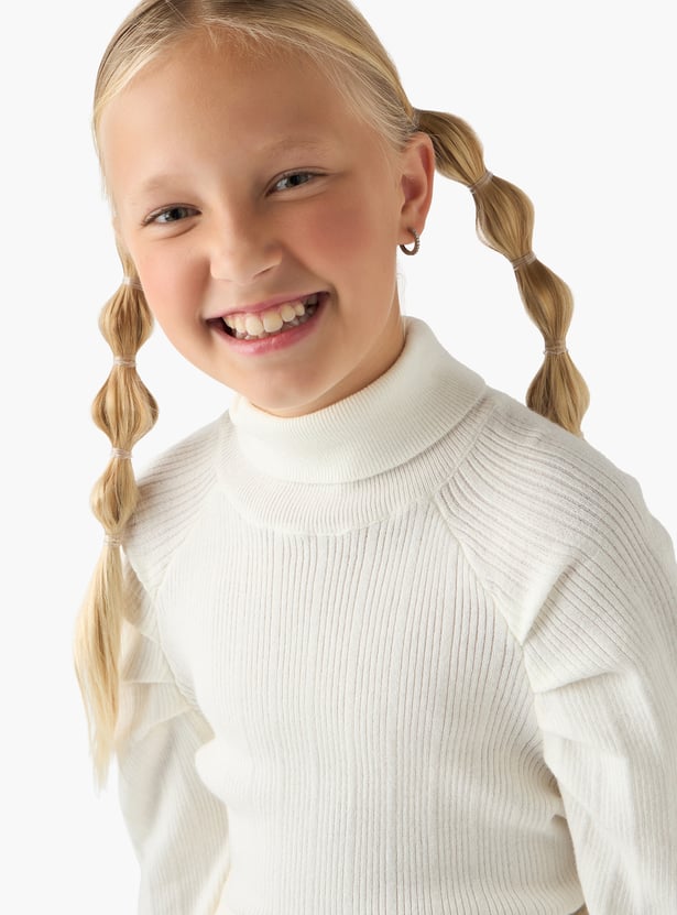 Juniors Ribbed Turtleneck Sweater with Long Sleeves