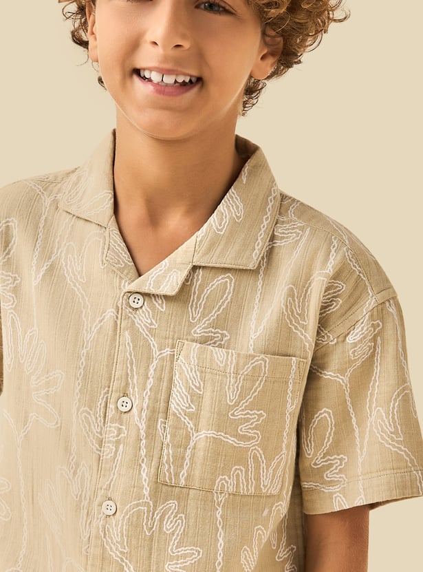 Juniors Floral Embroidered Shirt and Shorts Set