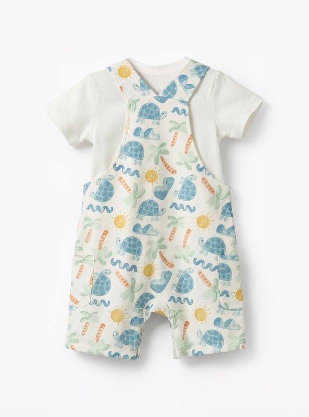 Juniors Graphic Print T-shirt and Dungaree Set