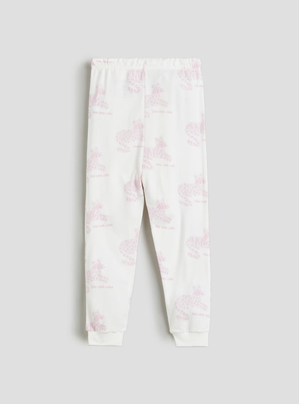 Juniors Animal Print T-shirt and Joggers Set