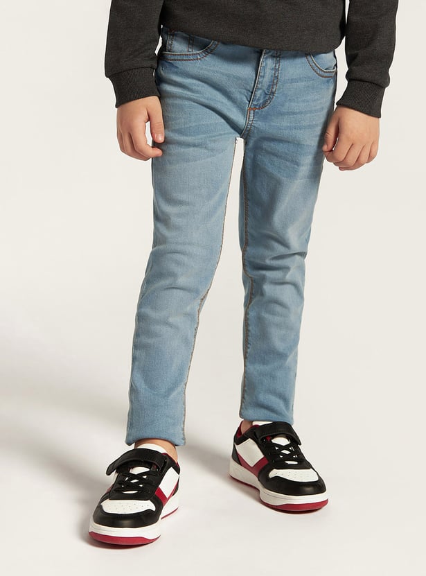 Juniors Washed Slim Fit Jeans