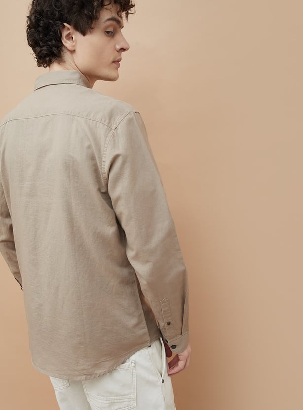 FAME FOREVER Solid Slim Fit Shirt