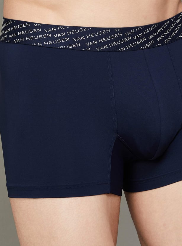 VAN HEUSEN Solid Trunks