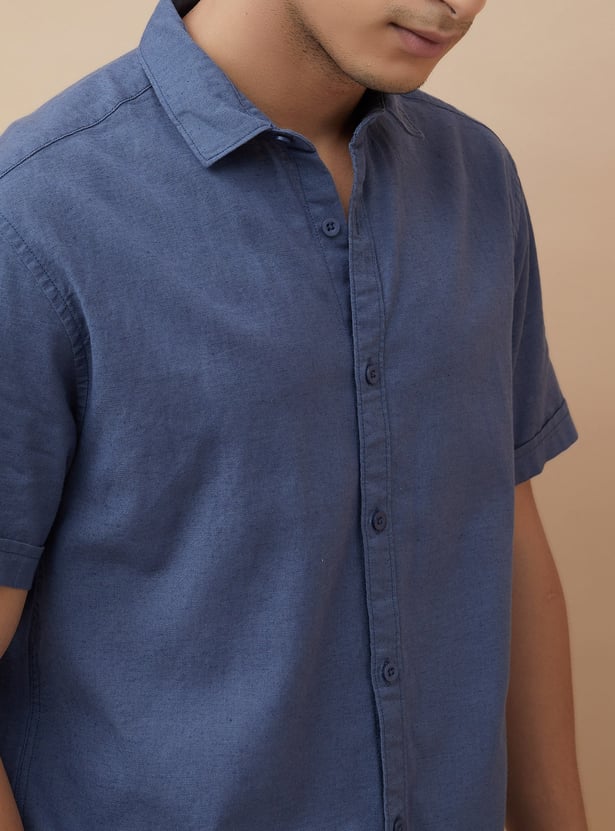 FAME FOREVER Solid Slim Fit Shirt