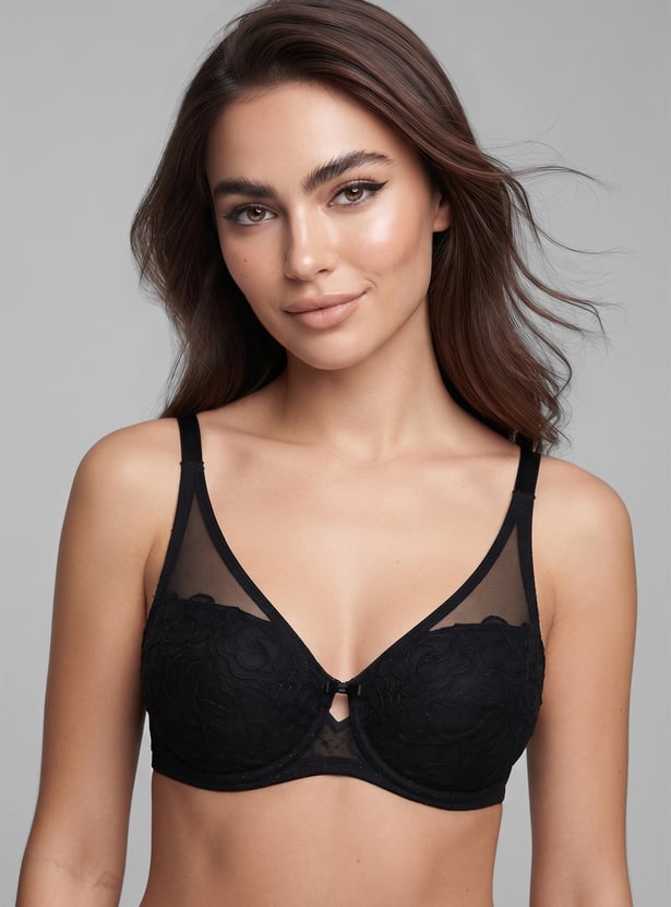 TRIUMPH New Flower Lace Padded Wired Seamed T-shirt Bra