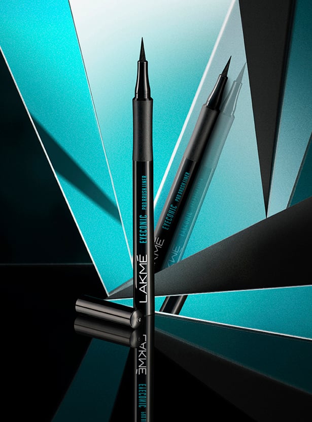 LAKME Eyeconic Pro Brush Liner - Black - 1.2ml