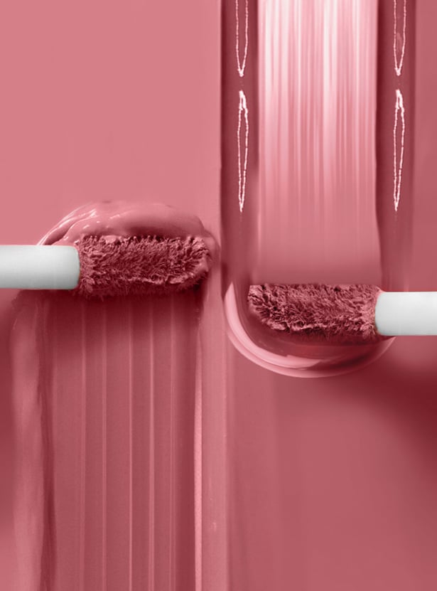 LAKME 9 to 5 Matte to Glass Liquid Lip - Passion Pink - 7.6ml