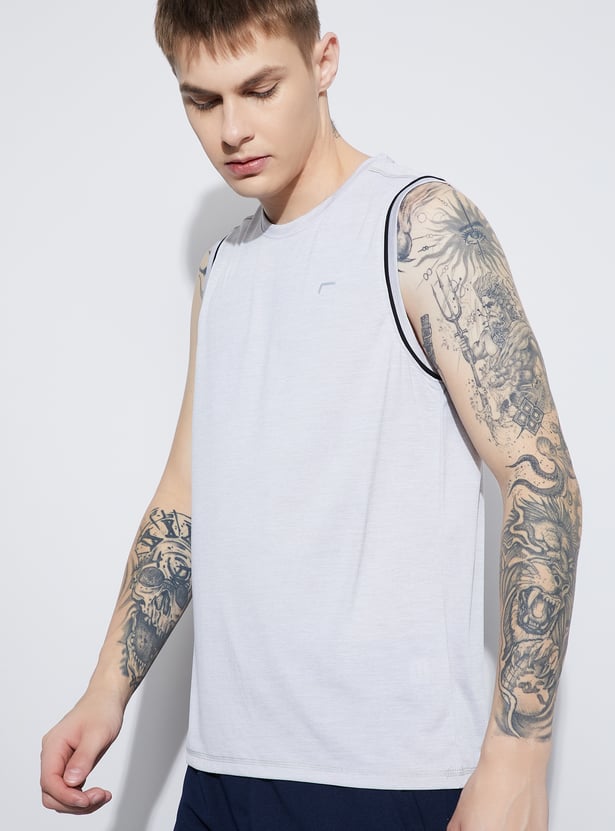FAME FOREVER ACTIVE Solid Sports T-shirt