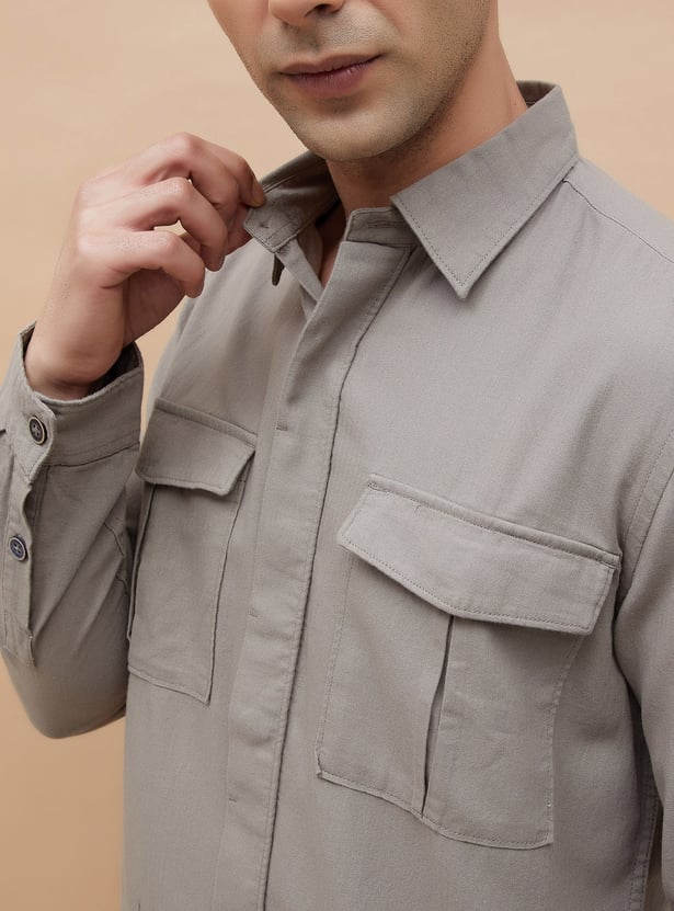 CODE UNWIND Solid Regular Fit Shacket