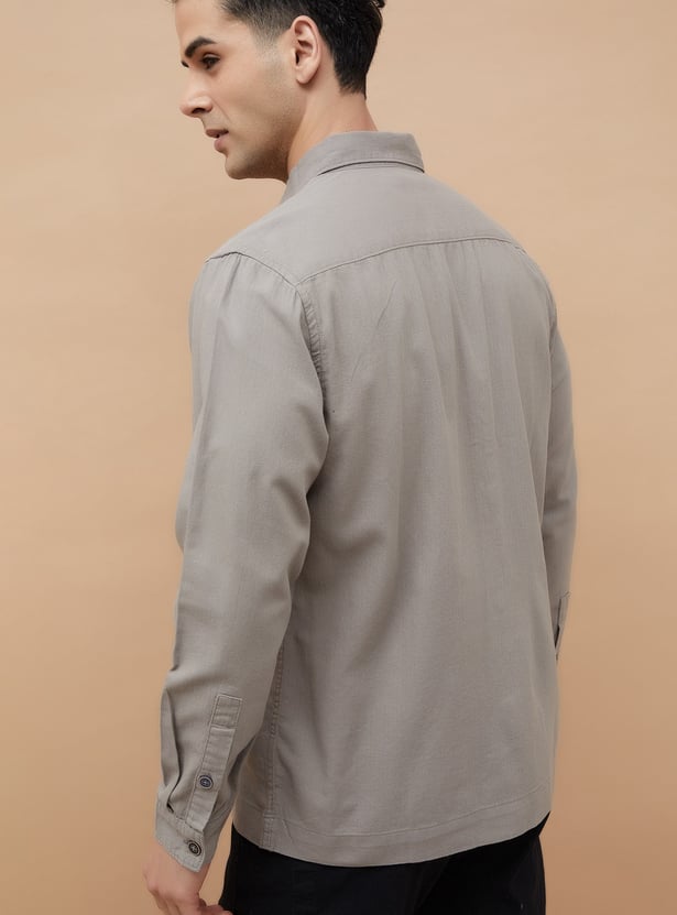 CODE UNWIND Solid Regular Fit Shacket