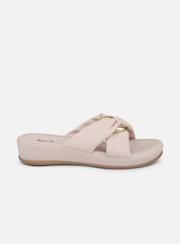 INC.5 Metal Accent Flatforms