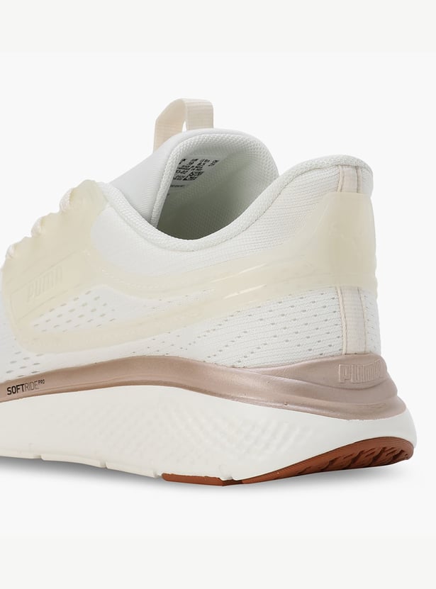 PUMA Women Pro-Mesh Panelled Lace-Up Sports Shoes
