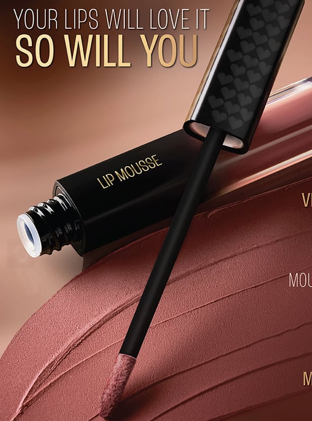 LAKME Xtraordin-Airy Lip Mousse - Love Me Red - 4.6g