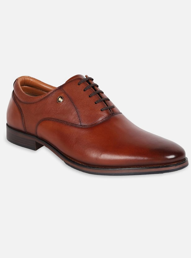 LOUIS PHILIPPE Men Textured Oxford Shoes