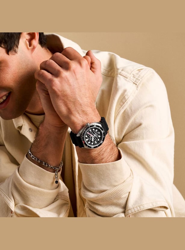 FOSSIL Breaker Men Analog Watch with Silicone Strap - FS6062