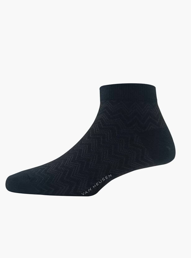 VAN HEUSEN Men Chevron Pattern Ankle-Length Socks
