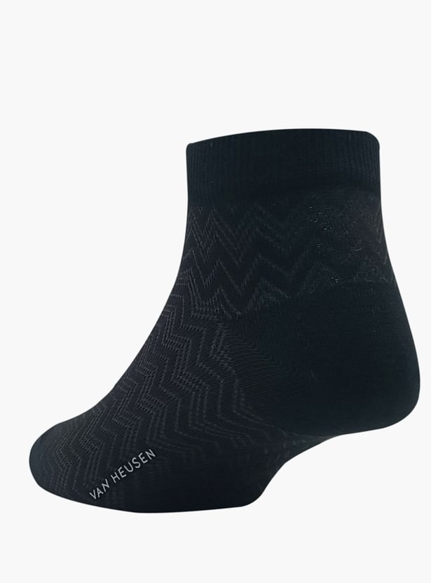 VAN HEUSEN Men Chevron Pattern Ankle-Length Socks