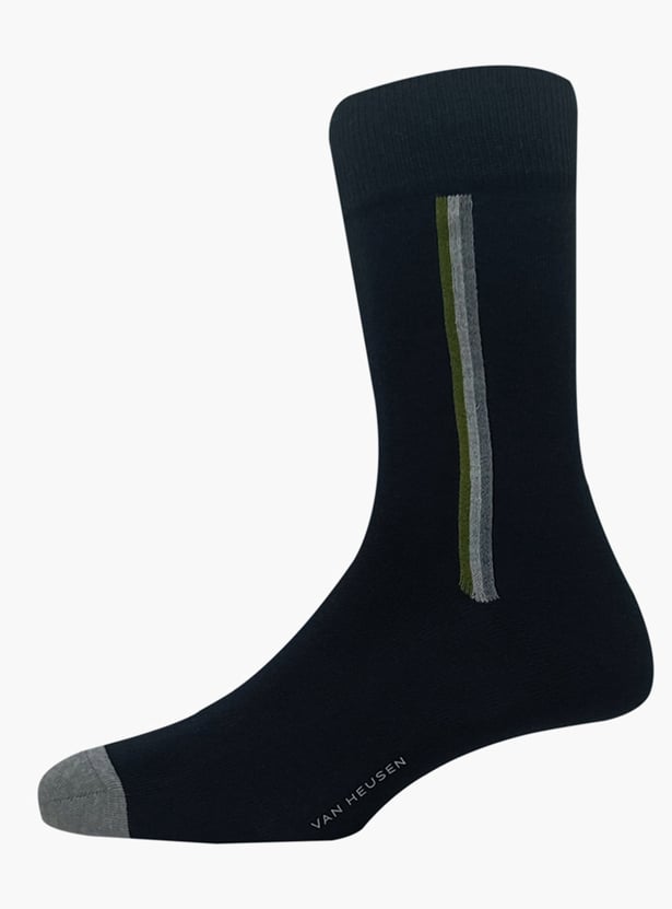 VAN HEUSEN Men Striped Crew-Length Socks